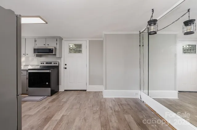 $300,000 | 603 Old North Main Street, Clover, SC 29710