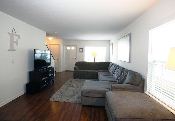 8285 Bruntsfield Road Columbus, OH 43235 - Photo 4 of 18 Gallery Image 4