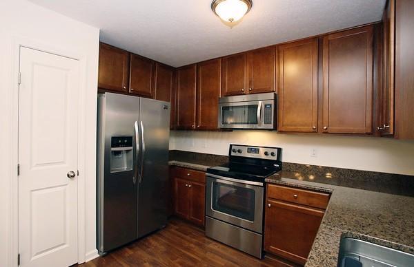8285 Bruntsfield Road Columbus, OH 43235 - Photo 8 of 18 Gallery Image 8
