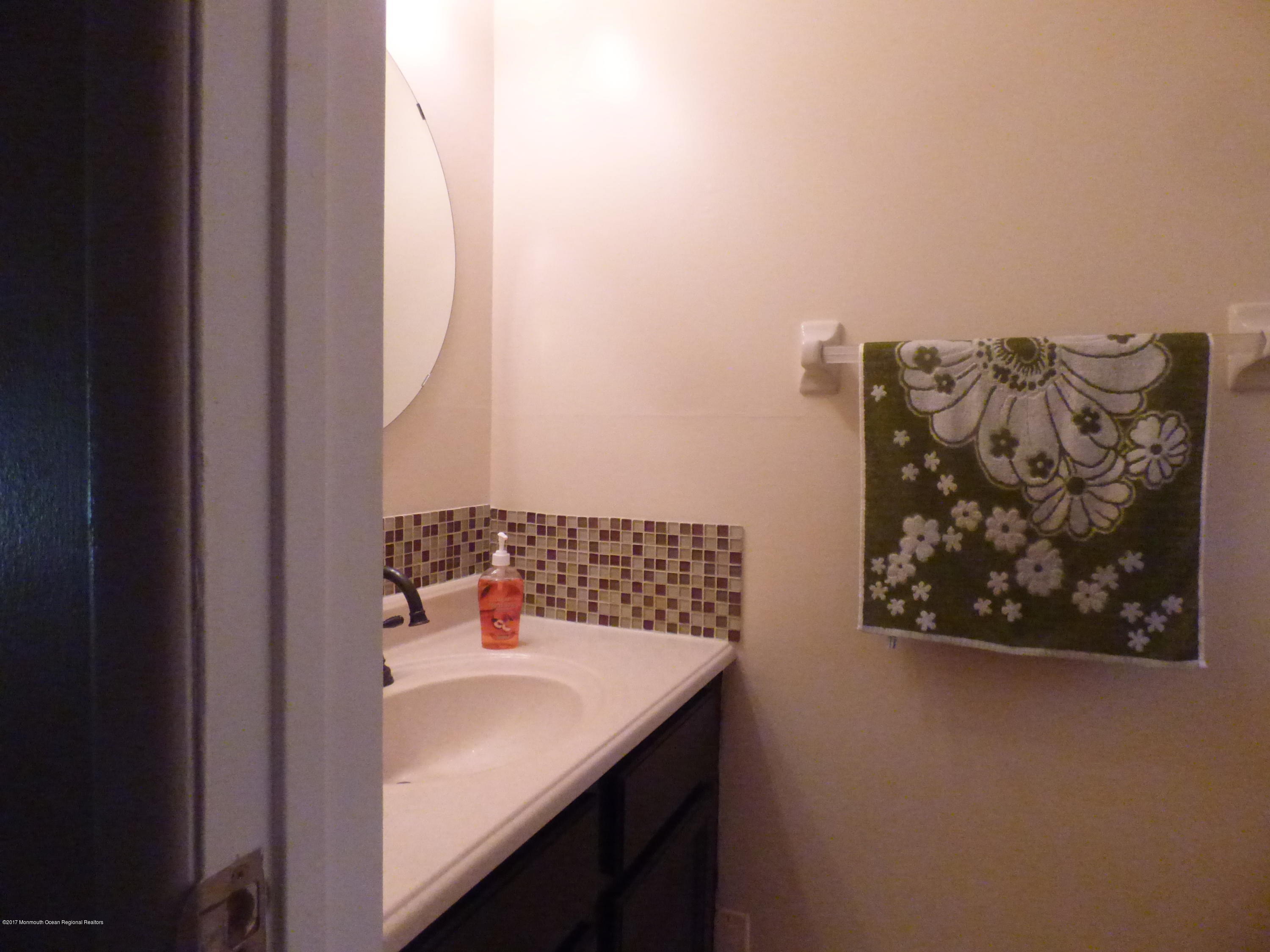 60 County Road, Unit A003 Cliffwood, NJ 07721 - Photo 11 of 26 P1000246