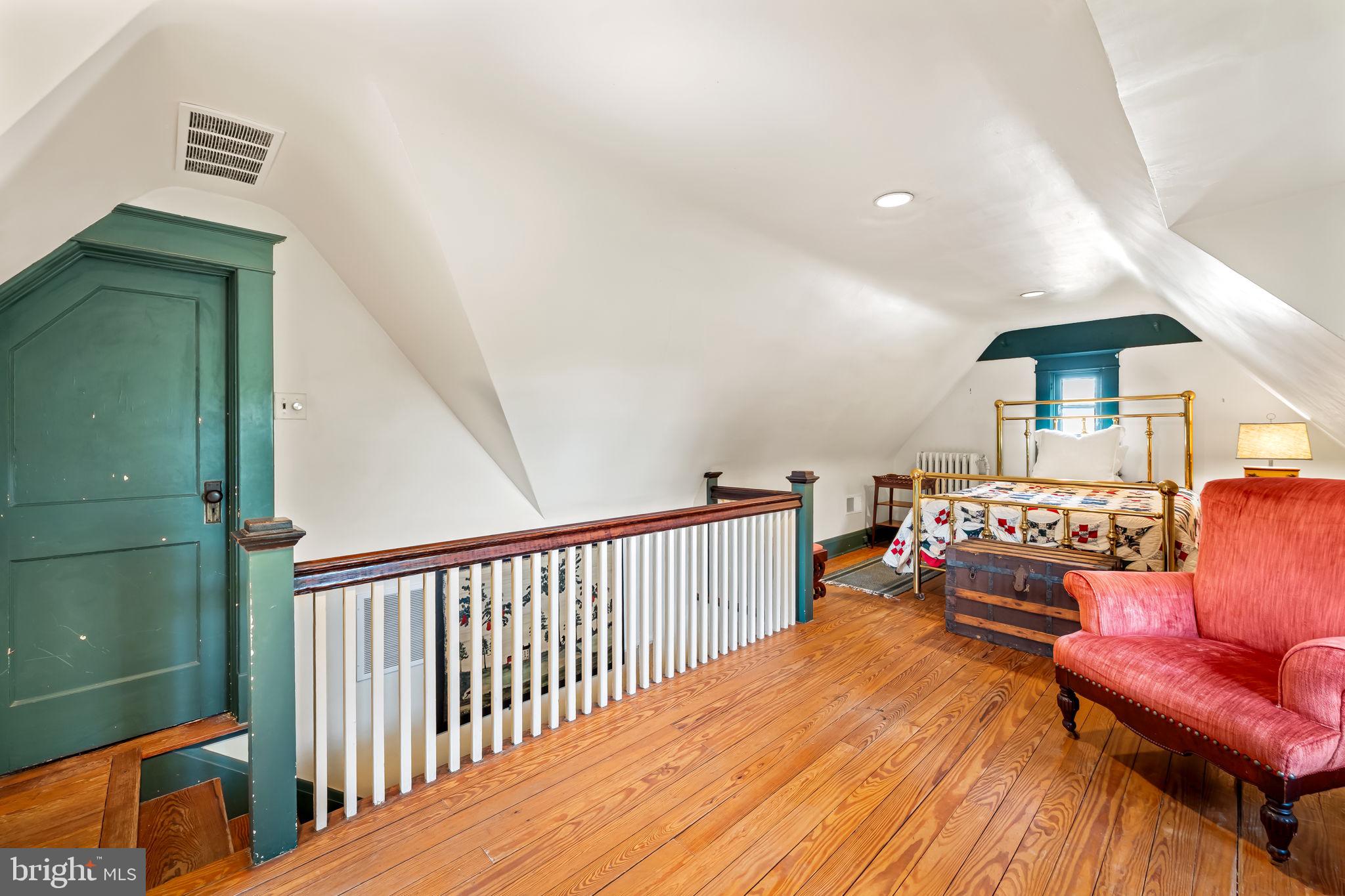 305 Tunbridge Road Baltimore, MD 21212 - Photo 41 of 58