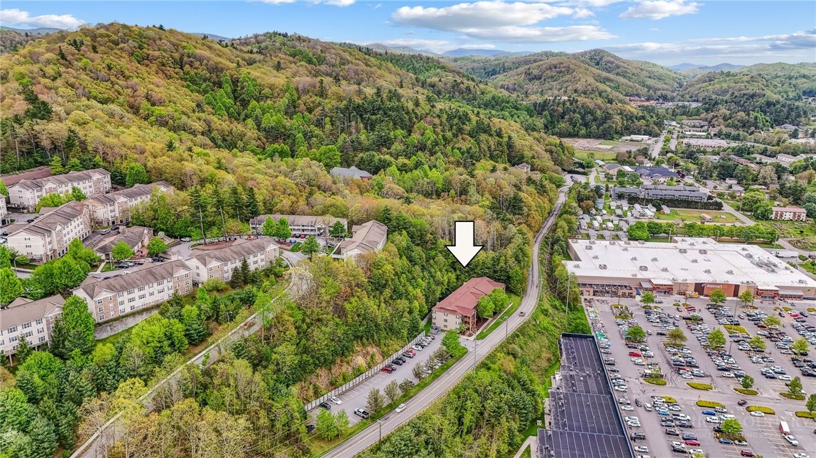 800 Meadowview Drive, Unit 2 Boone, NC 28607 - Photo 7 of 22