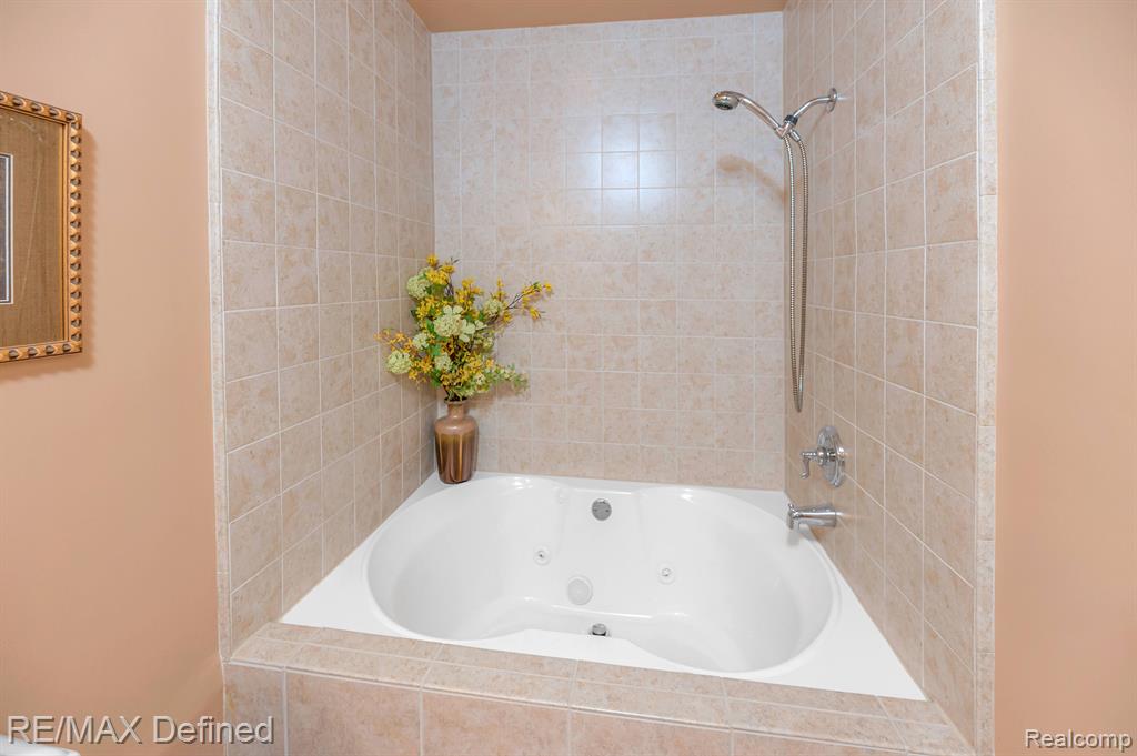 683 Romeo Road Rochester, MI 48307 - Photo 26 of 50