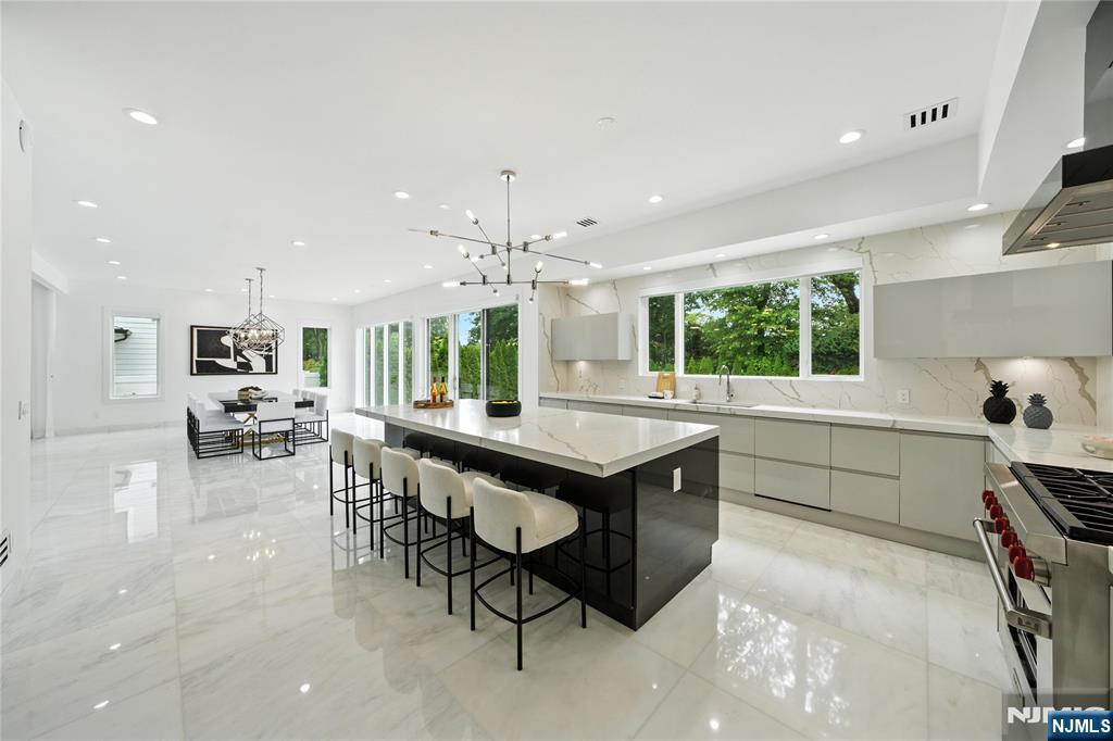 44 Floral Terrace Tenafly, NJ 07670 - Photo 10 of 49