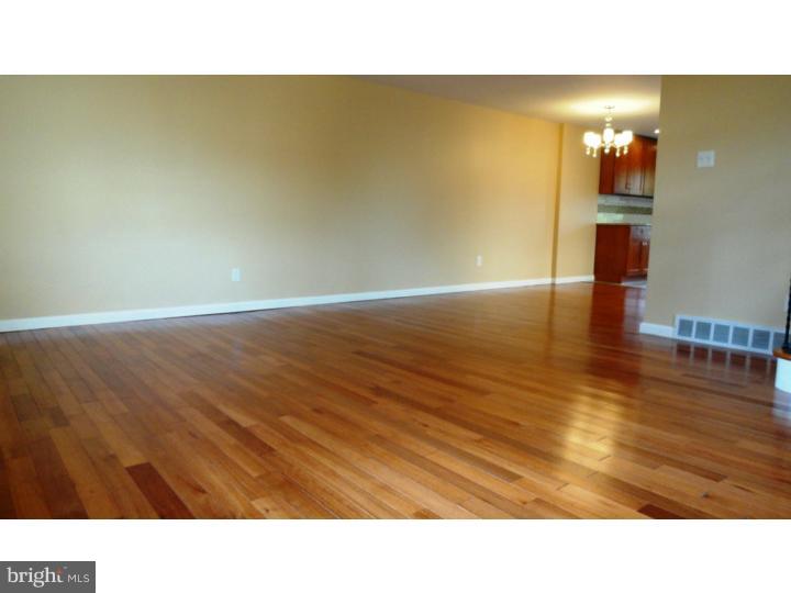 3902 Kane Road Philadelphia, PA 19154 - Photo 12 of 25 Gallery Image 12