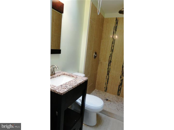 3902 Kane Road Philadelphia, PA 19154 - Photo 15 of 25 Gallery Image 15