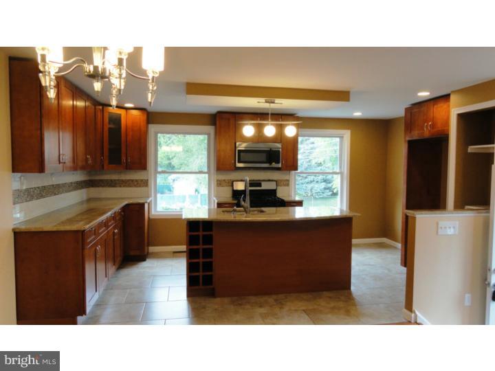 3902 Kane Road Philadelphia, PA 19154 - Photo 4 of 25 Gallery Image 4