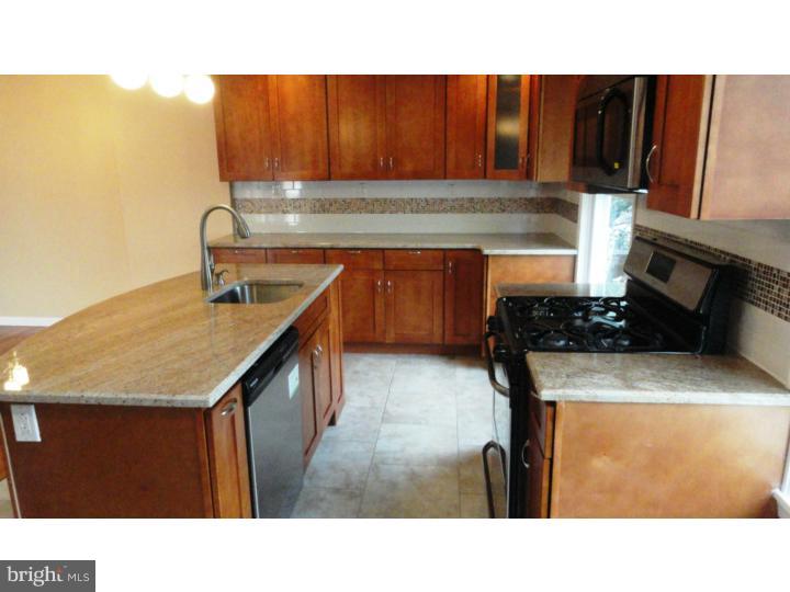 3902 Kane Road Philadelphia, PA 19154 - Photo 6 of 25 Gallery Image 6