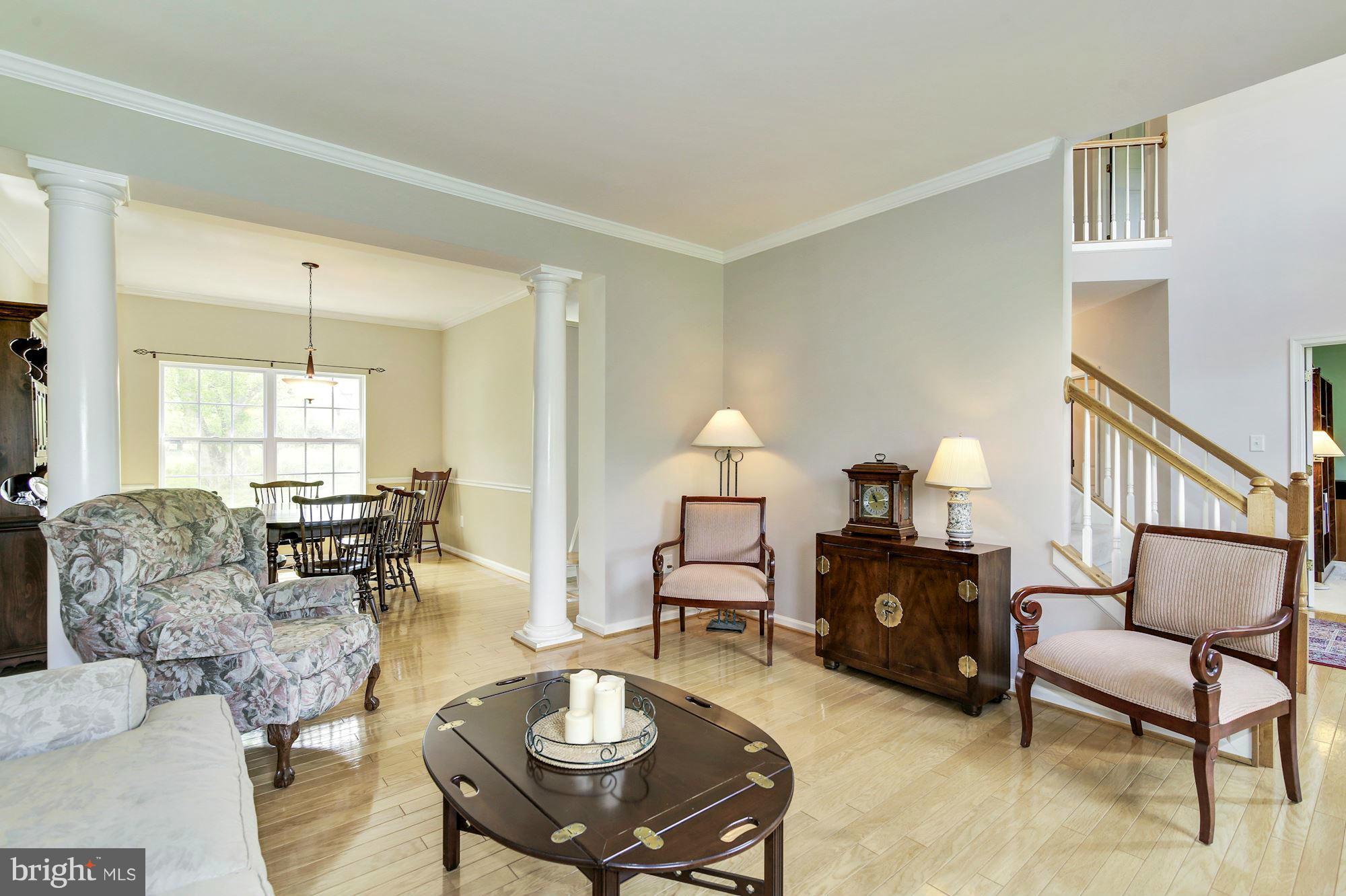 9530 Greenel Road Damascus, MD 20872 - Photo 5 of 30 Living Room