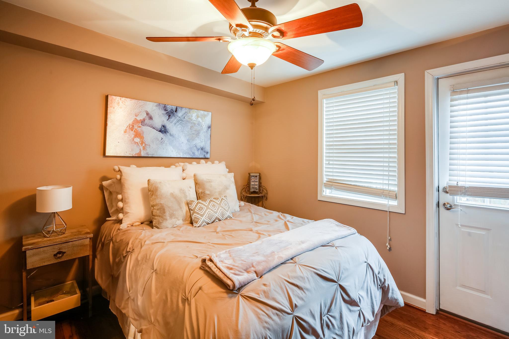 1433 Decatur Street Baltimore, MD 21230 - Photo 18 of 30 Baster Bedroom En Suite