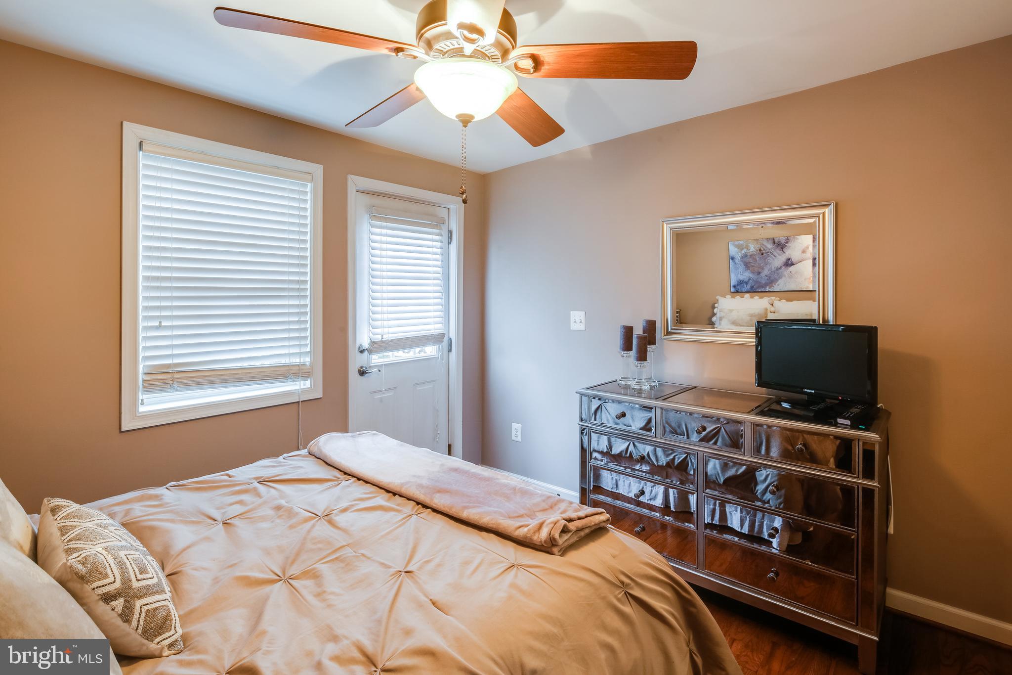 1433 Decatur Street Baltimore, MD 21230 - Photo 19 of 30 Master Bedroom En Suite