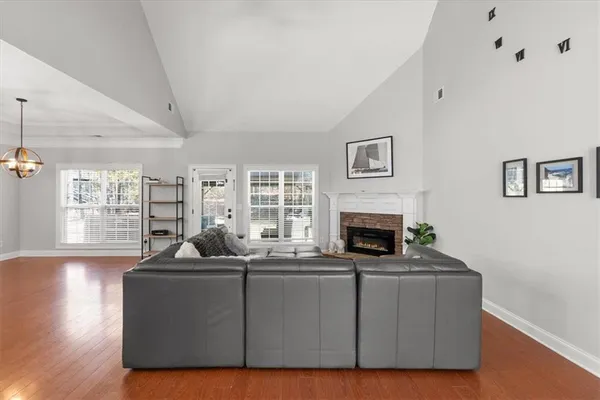 $369,000 | 25 Cherokee Hills Drive, Rydal, GA 30171