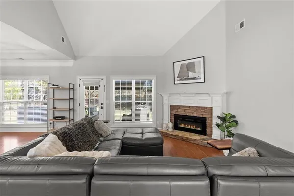 $369,000 | 25 Cherokee Hills Drive, Rydal, GA 30171