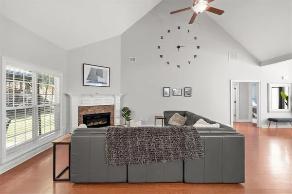 $369,000 | 25 Cherokee Hills Drive, Rydal, GA 30171