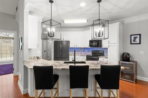 $369,000 | 25 Cherokee Hills Drive, Rydal, GA 30171