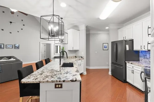 $369,000 | 25 Cherokee Hills Drive, Rydal, GA 30171