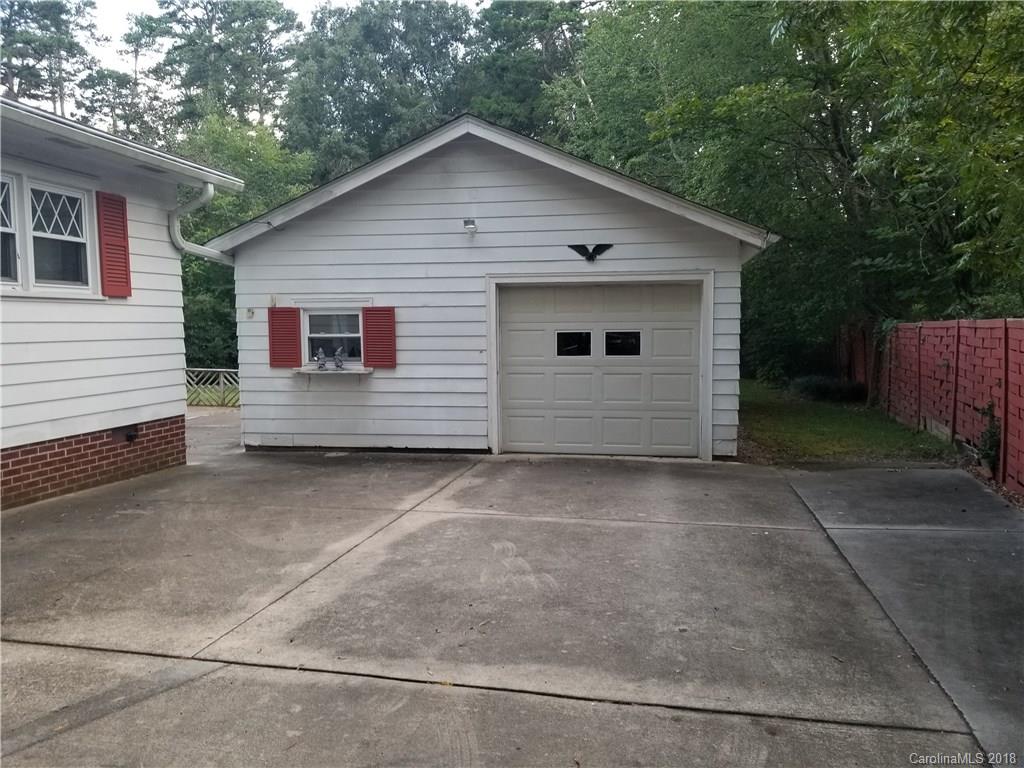 391 Park Road Albemarle, NC 28001 - Photo 2 of 9 Gallery Image 2
