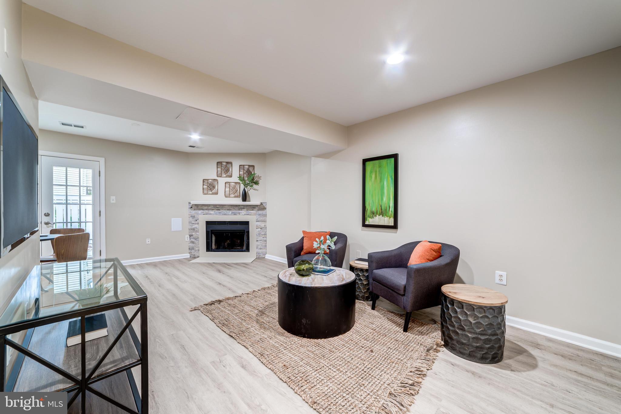 2326 Hunters Square Court Reston, VA 20191 - Photo 12 of 78