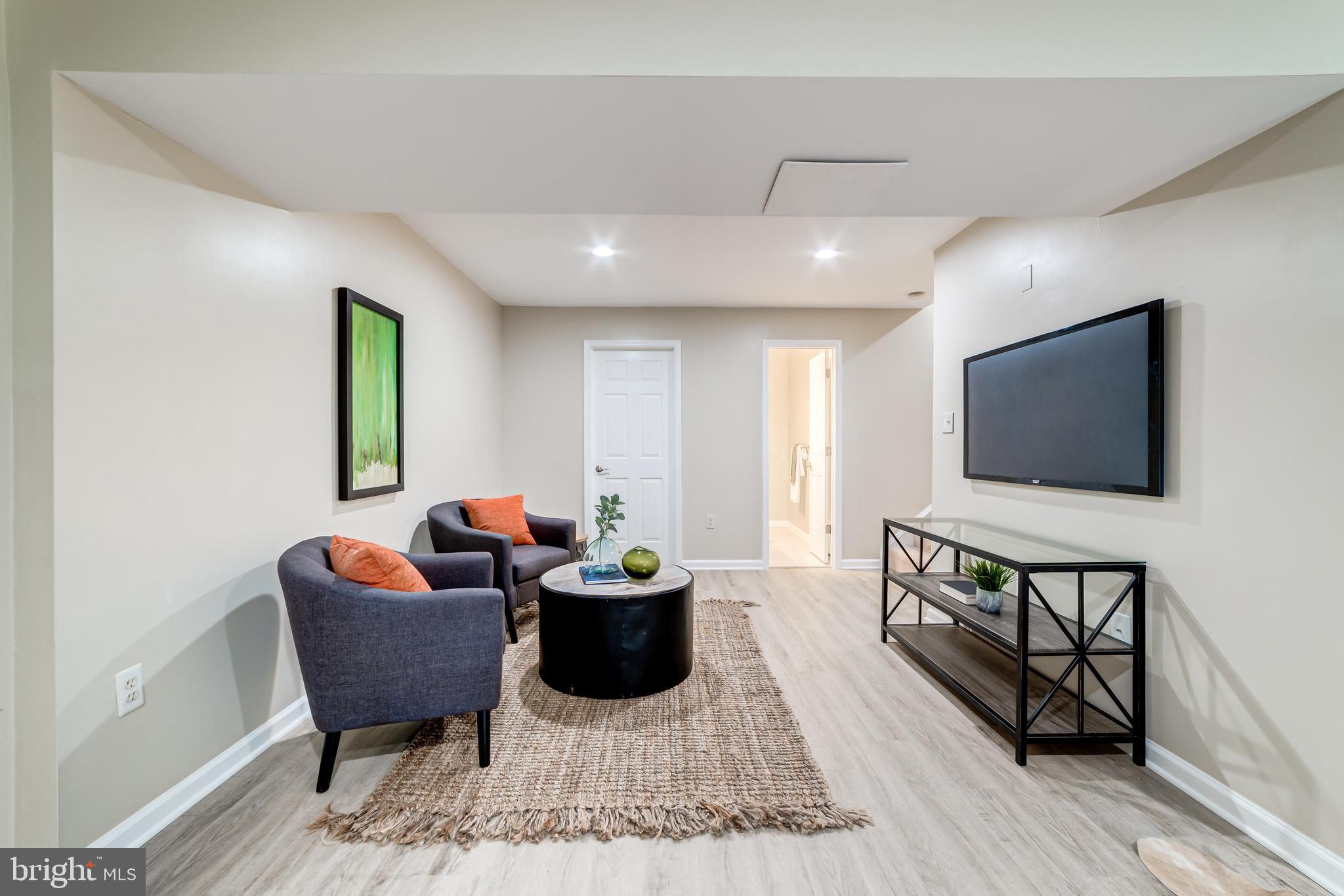 2326 Hunters Square Court Reston, VA 20191 - Photo 16 of 78