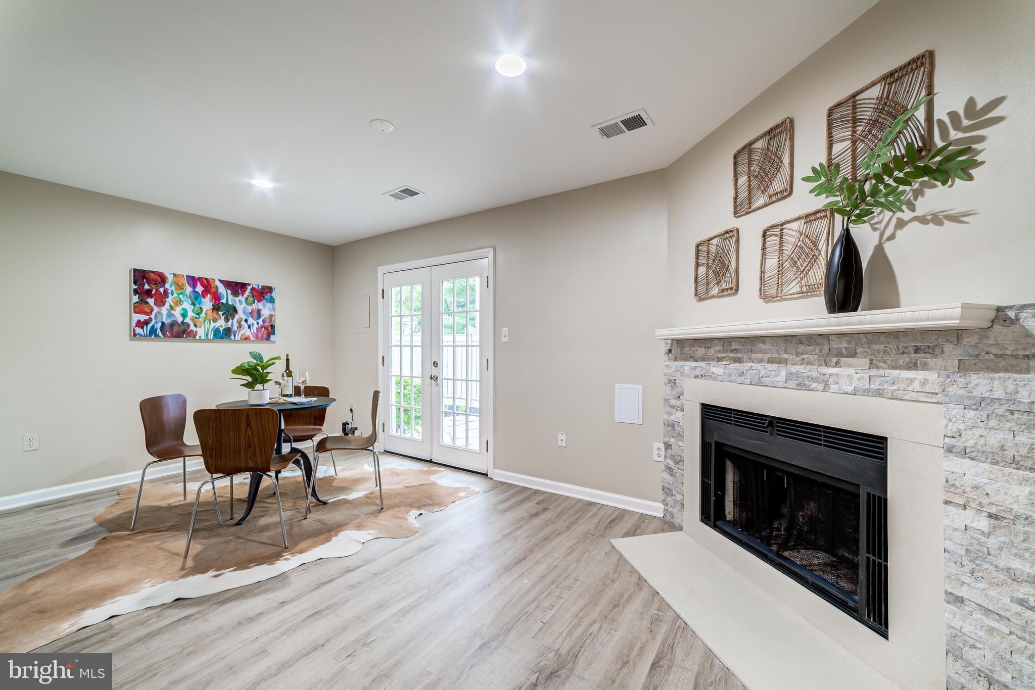 2326 Hunters Square Court Reston, VA 20191 - Photo 18 of 78