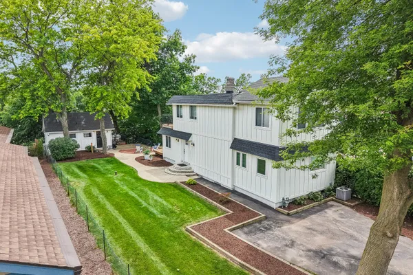 $1,500,000 | W351N5464 Lake Drive, Oconomowoc, WI 53066