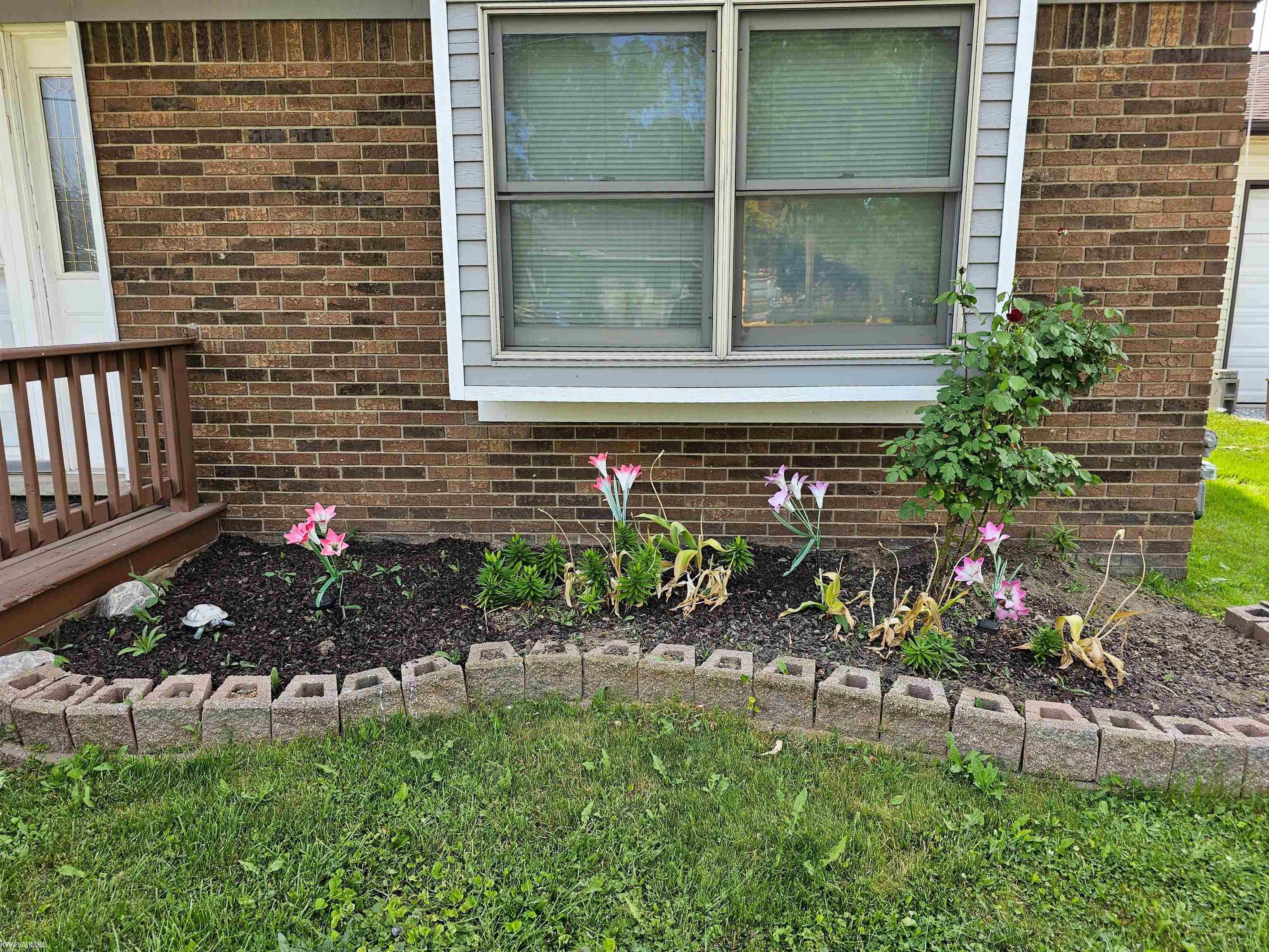 7316 Edlane Road Algonac, MI 48001 - Photo 10 of 42 50111853-9.JPG