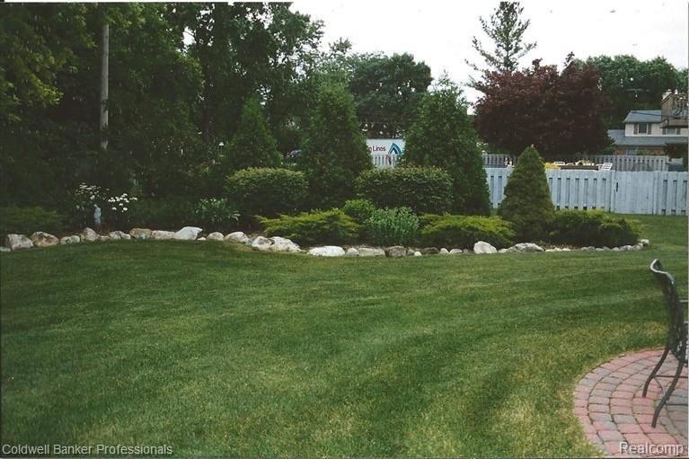 781 Lake Forest Road Rochester, MI 48309 - Photo 16 of 23 BackYard