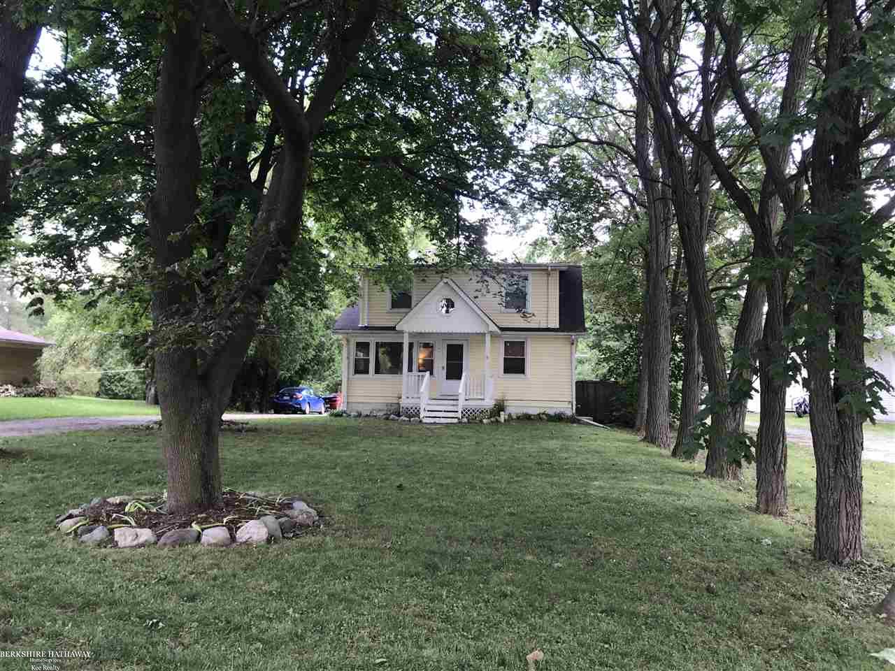 115 East Romeo Road Leonard, MI 48367 - Photo 2 of 33