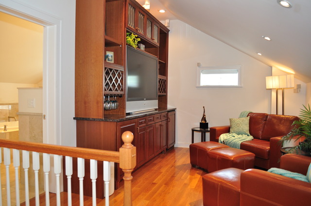 36W841 Crane Road St. Charles, IL 60174 - Photo 14 of 25 a living room with furniture