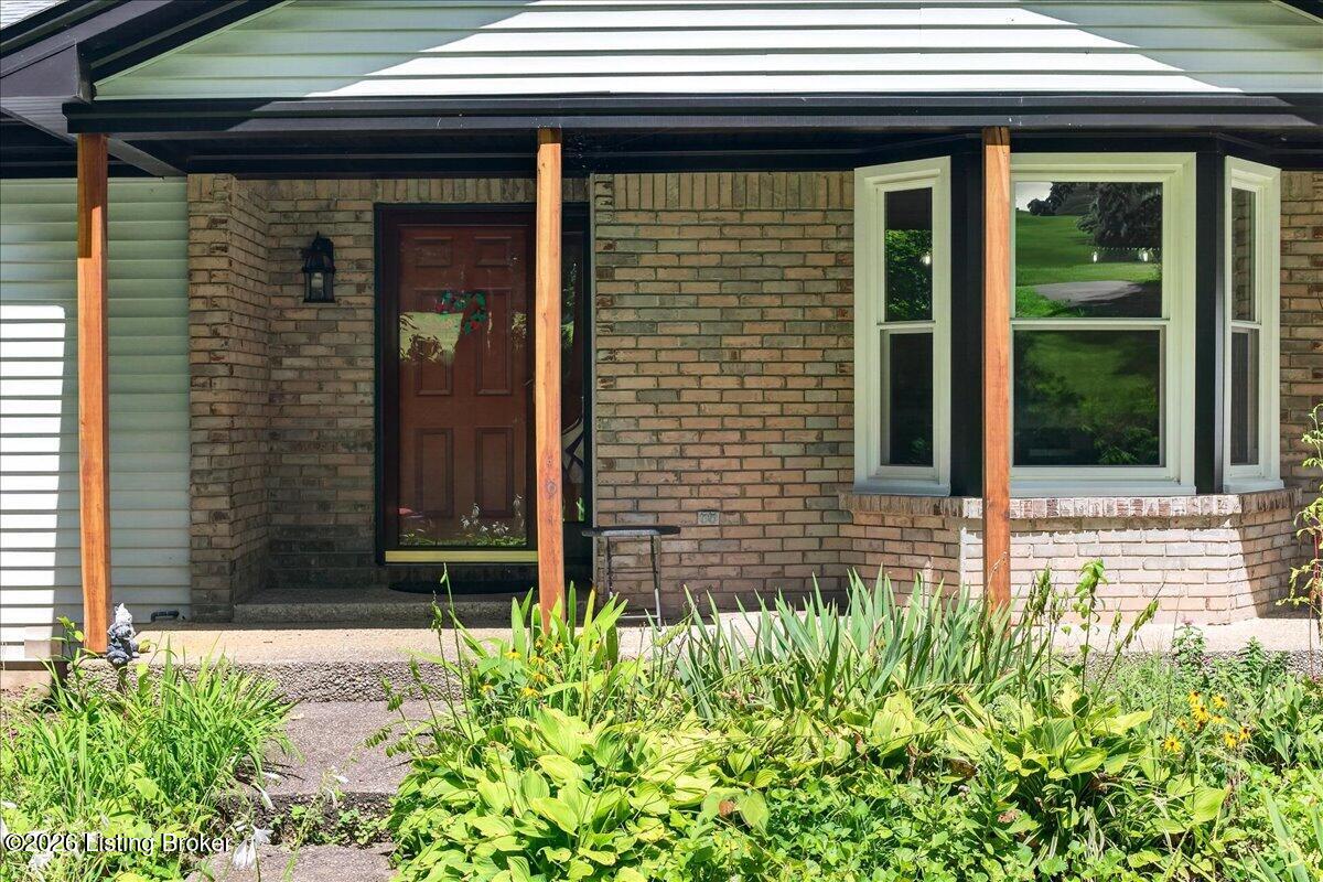 1811 Foxboro Road La Grange, KY 40031 - Photo 4 of 39 40-untitled-40