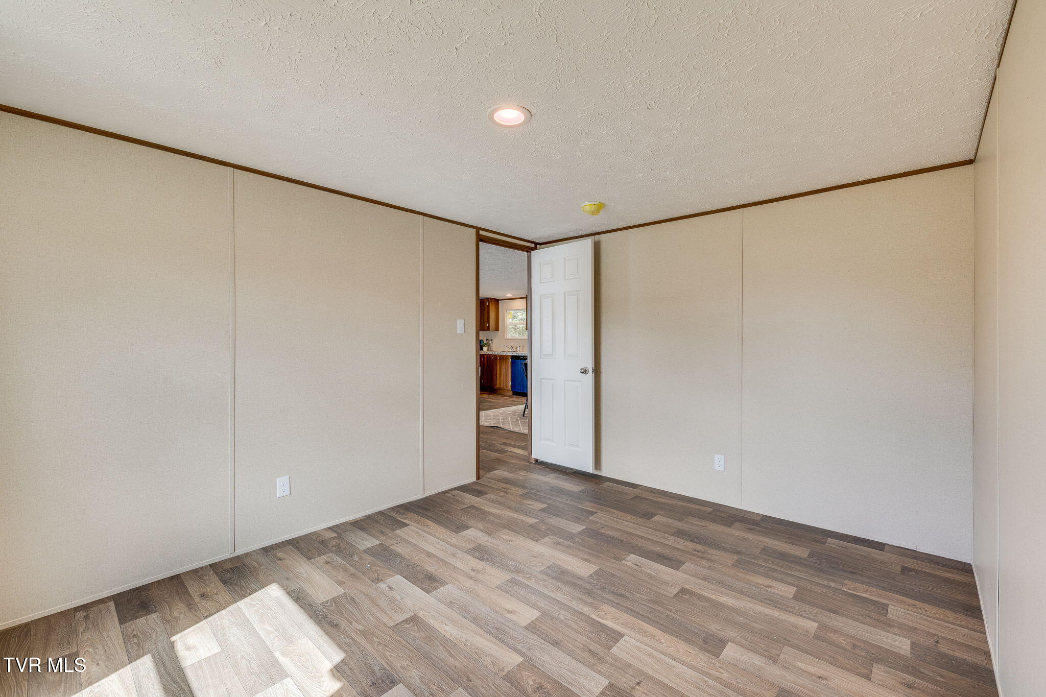 325 Laws Road Greeneville, TN 37743 - Photo 23 of 31 024