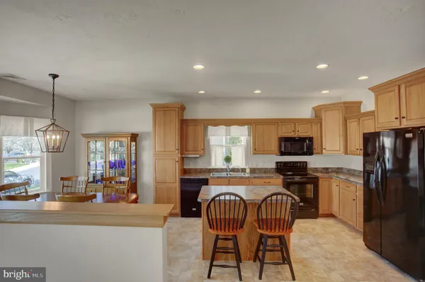 $210,000 | 25 Colonial Court, Shippensburg, PA 17257