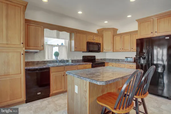 $210,000 | 25 Colonial Court, Shippensburg, PA 17257