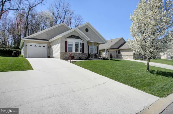 $210,000 | 25 Colonial Court, Shippensburg, PA 17257
