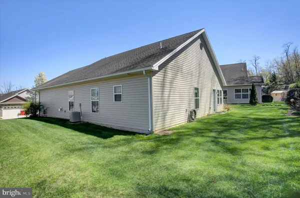 $210,000 | 25 Colonial Court, Shippensburg, PA 17257