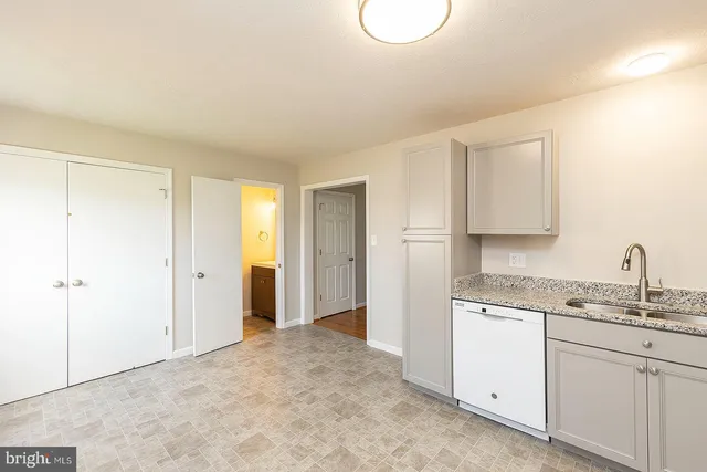 $1,450 | 174 Double Church Road, Stephens City, VA 22655