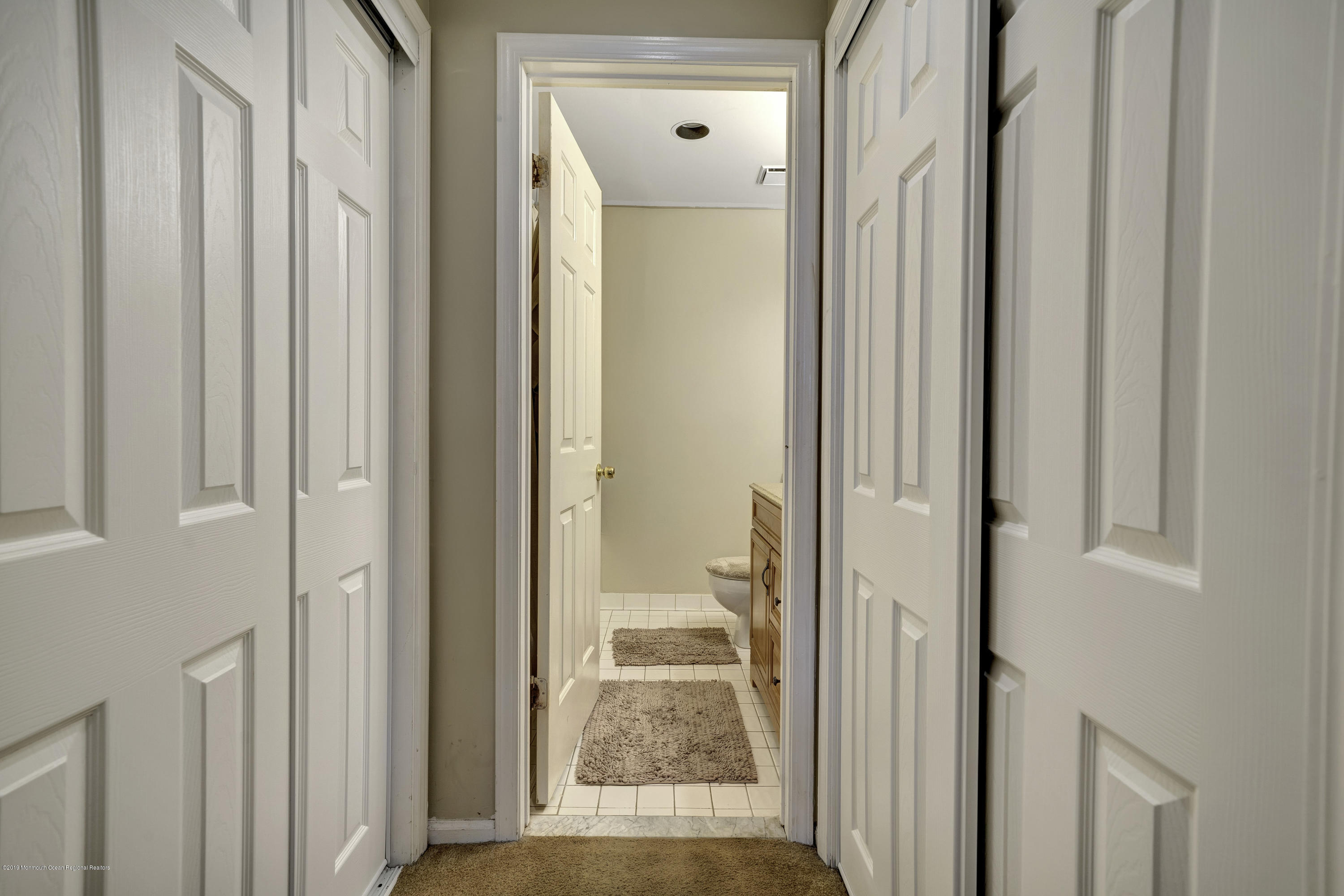 2 Cherrywood Circle, Unit 102 Brick, NJ 08724 - Photo 16 of 26 a view of a bathroom with a bathtub