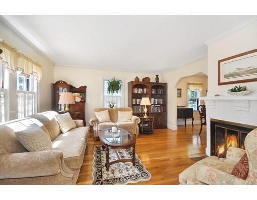 44 Newland Road Arlington, MA 02474 - Photo 9 of 35 Gallery Image 9