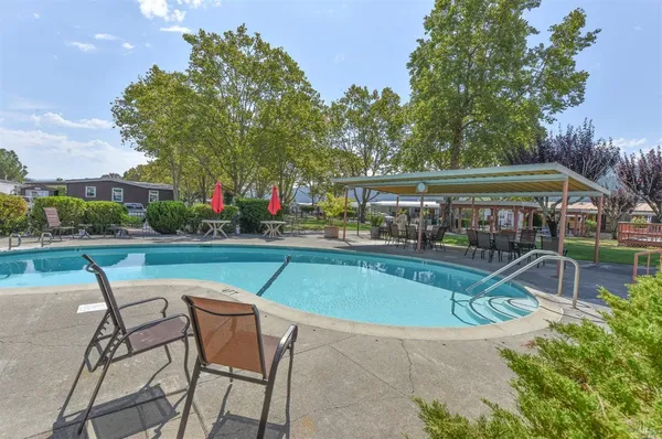 $219,000 | 937 Champagne South, Calistoga, CA 94515