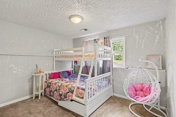 $280,000 | 1409 Bacon Avenue, Portage, MI 49002