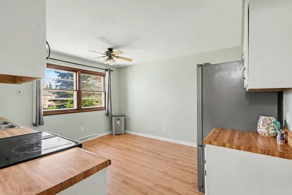 $280,000 | 1409 Bacon Avenue, Portage, MI 49002