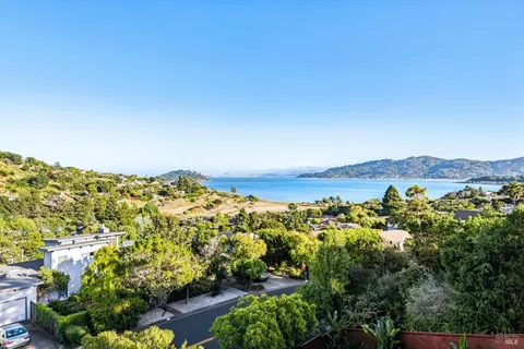 $6,277,000 | 9 Burrell Court, Tiburon, CA 94920