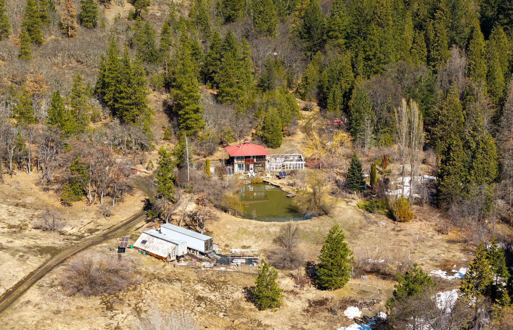 2000 Colestin Road Ashland, OR 97520 - Photo 12 of 17 12