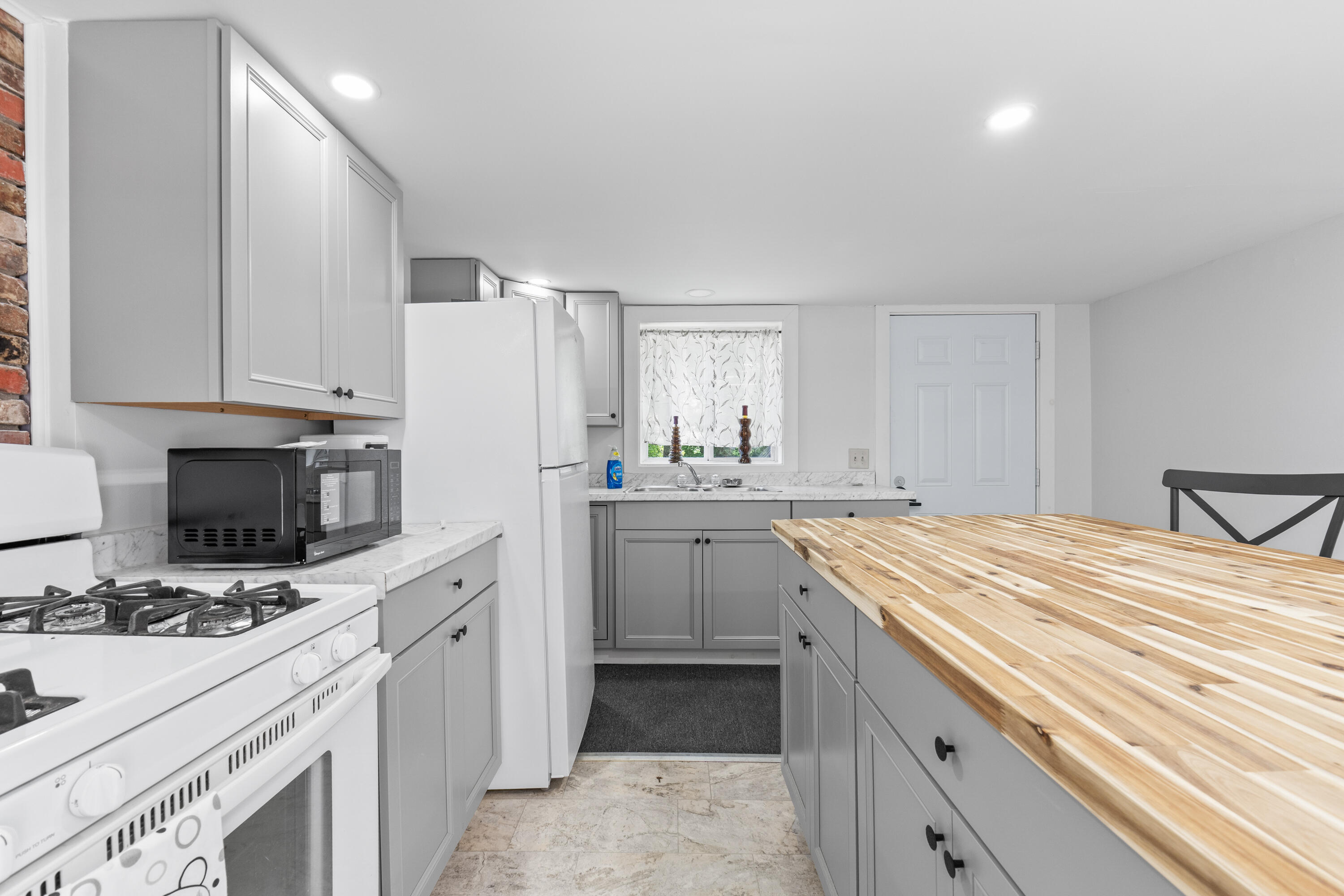 130 Water Street Randolph, ME 04346 - Photo 10 of 88 130 Water St_109