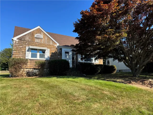 $420,000 | 55 Ward Avenue, Westerly, RI 02891