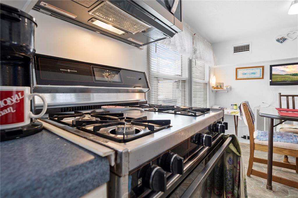 2092 Culbreath Road, Unit C77 Brooksville, FL 34602 - Photo 13 of 29