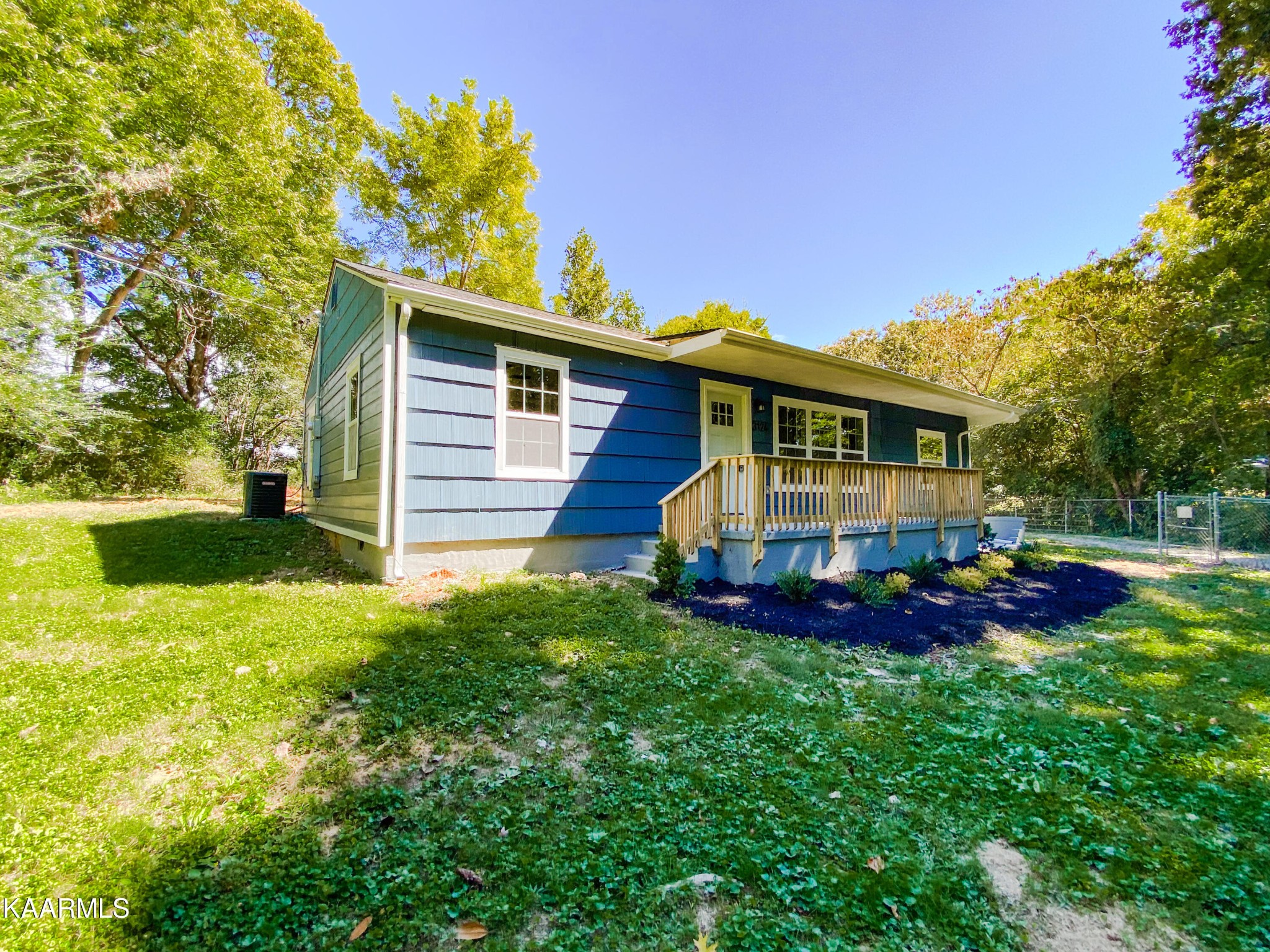 3124 Dewine Road Knoxville, TN 37921 - Photo 3 of 42 Gallery Image 3
