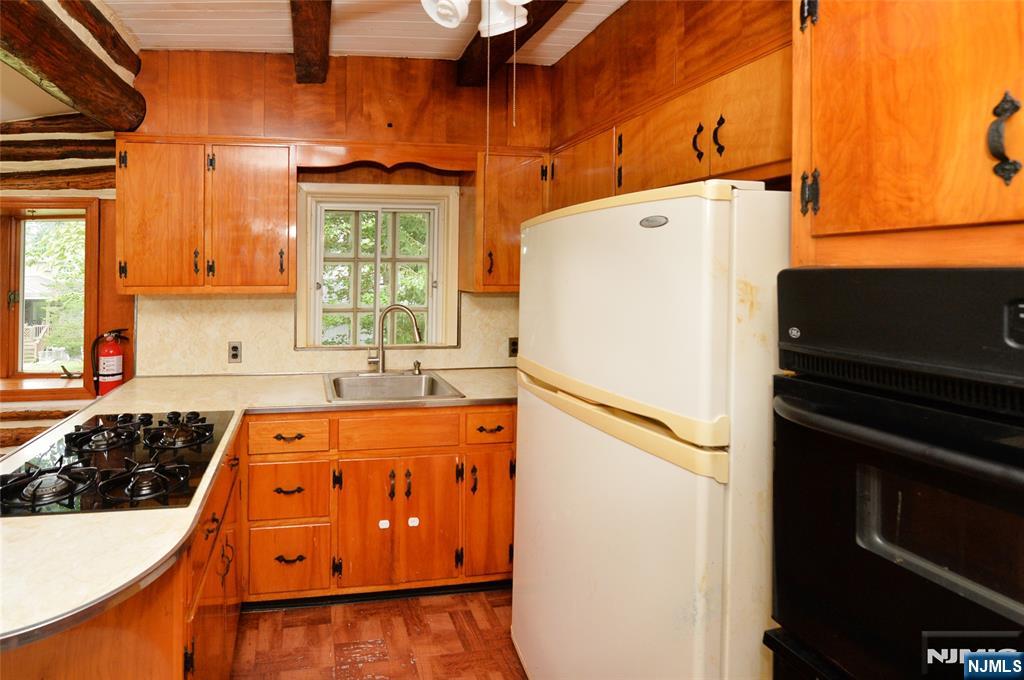 100 Tower Road Wayne, NJ 07470 - Photo 7 of 34 Gallery Image 7