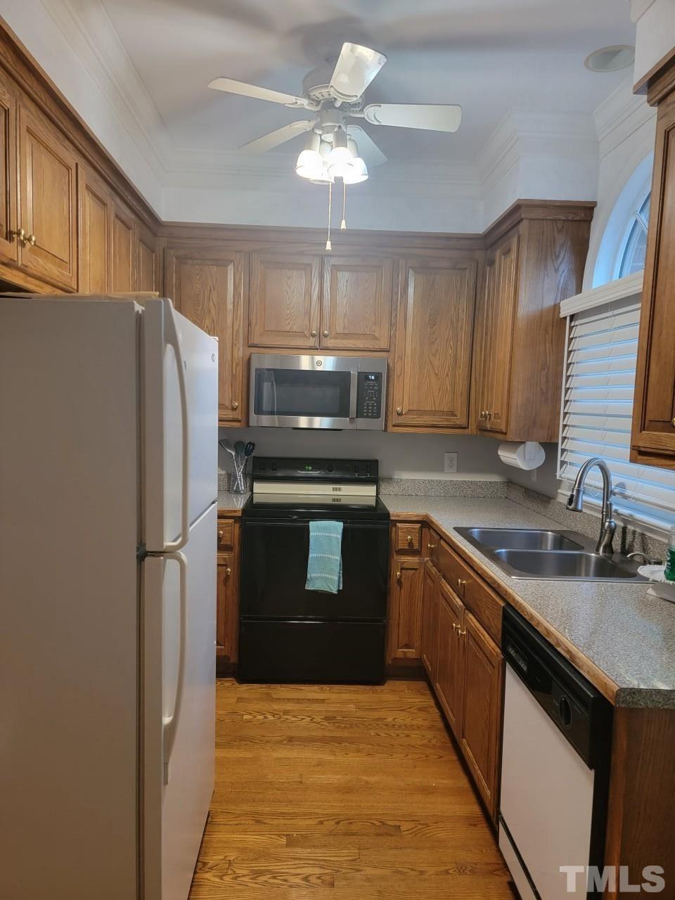 1502 Edgevale Road Durham, NC 27701 - Photo 9 of 23 Gallery Image 9