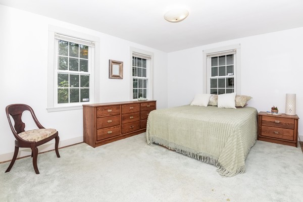 14 Churchill Road Marblehead, MA 01945 - Photo 13 of 26